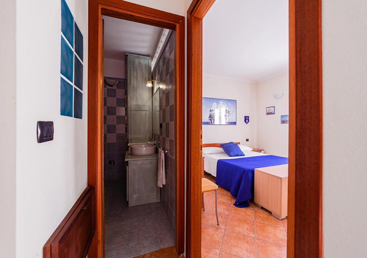 Murphy Holiday Home - Le Residenze Di Padule 02 La Maddalena  Exteriér fotografie